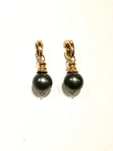 Tahitian pearl post/drop earrings